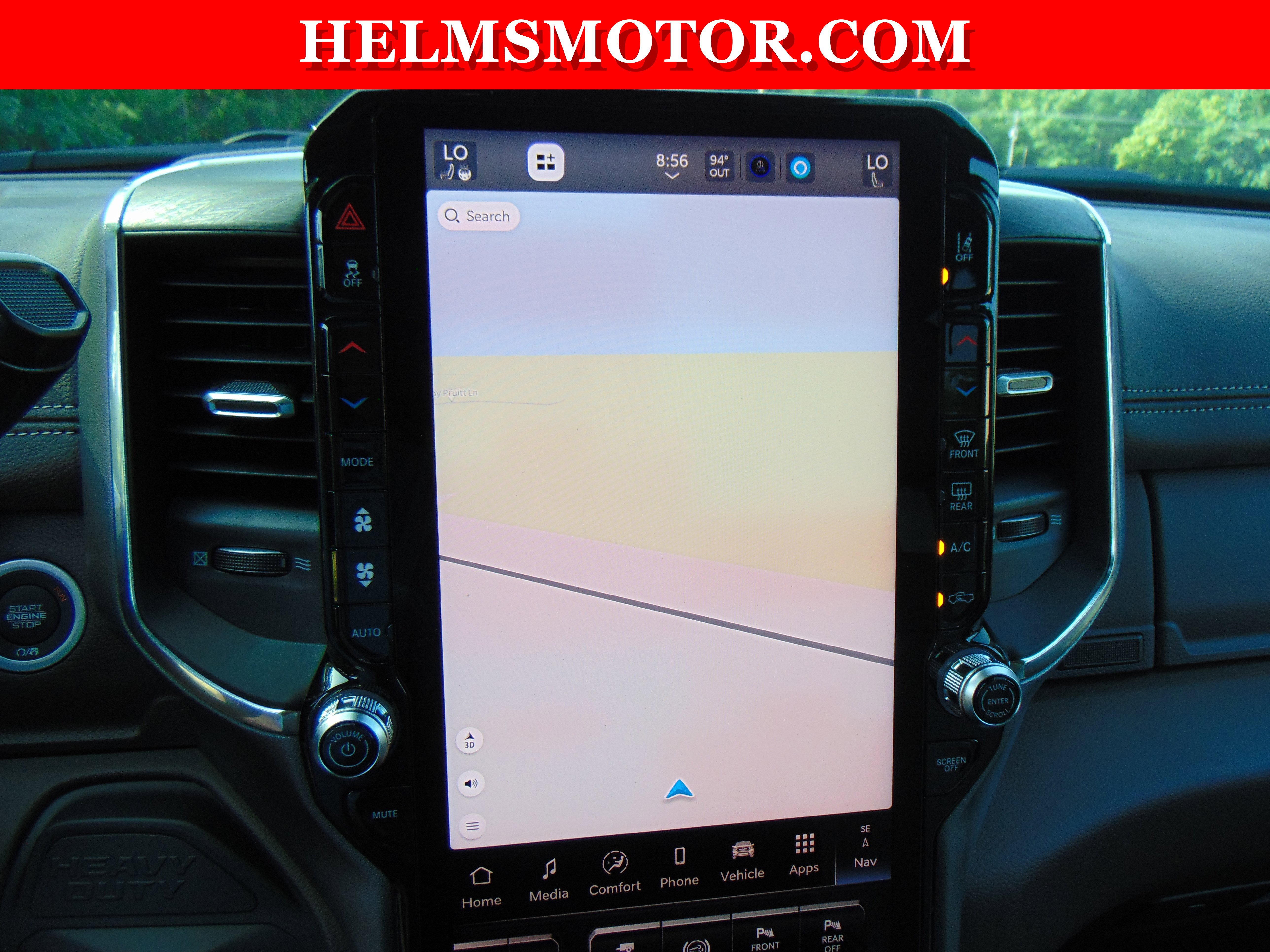 New 2025 RAM 2500 Laramie AWD/4WD image 34