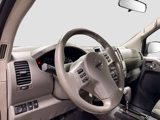 Used 2019 Nissan Frontier SV image 11