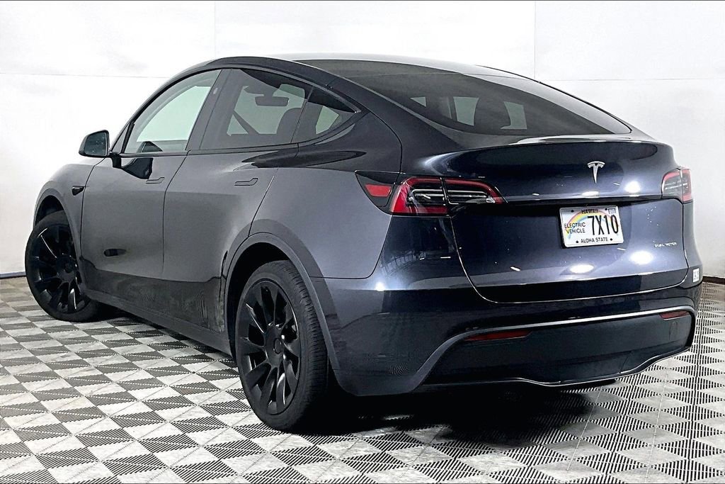 Used 2024 Tesla Model Y Long Range AWD/4WD image 10