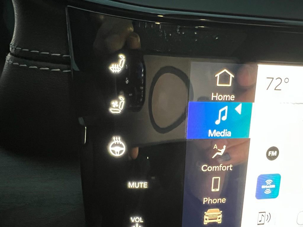 New 2026 Jeep Grand Cherokee Limited image 36