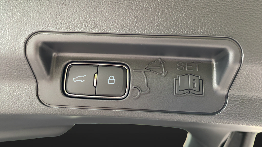 New 2026 Ford Explorer ST-Line AWD/4WD image 32