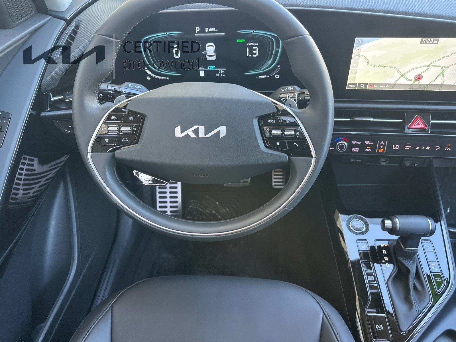 Certified 2025 Kia Niro EX Touring FWD image 15