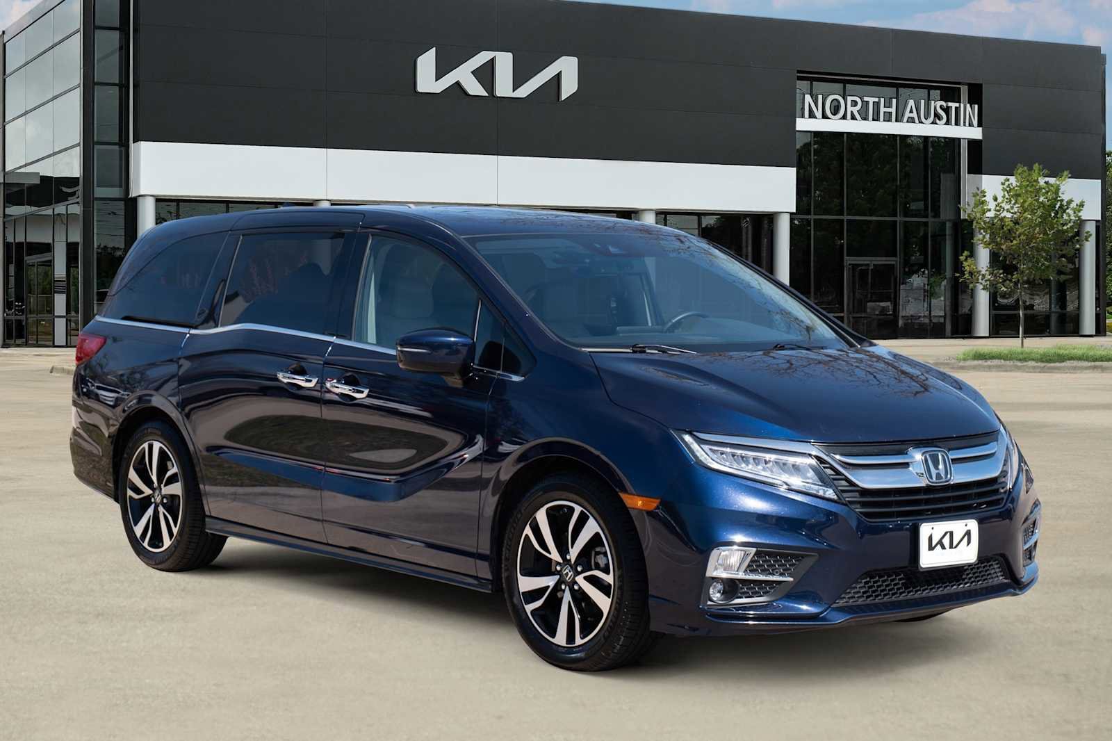 Used 2020 Honda Odyssey Elite image 8