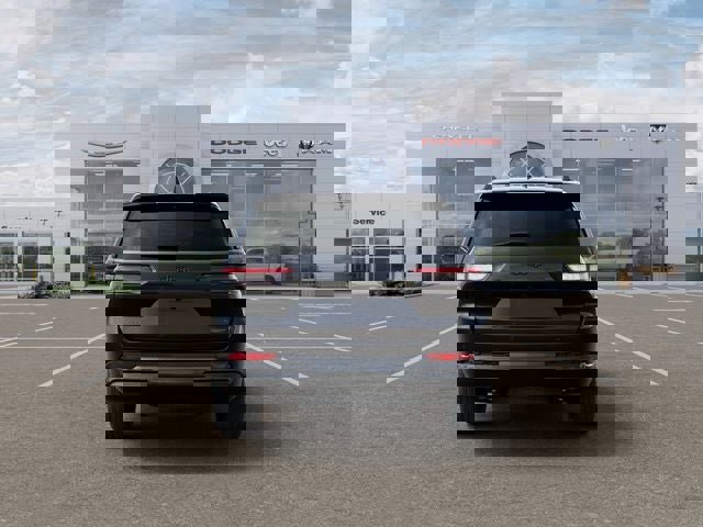 New 2026 Jeep Grand Cherokee L Summit w/ Obsidian Package AWD/4WD image 7