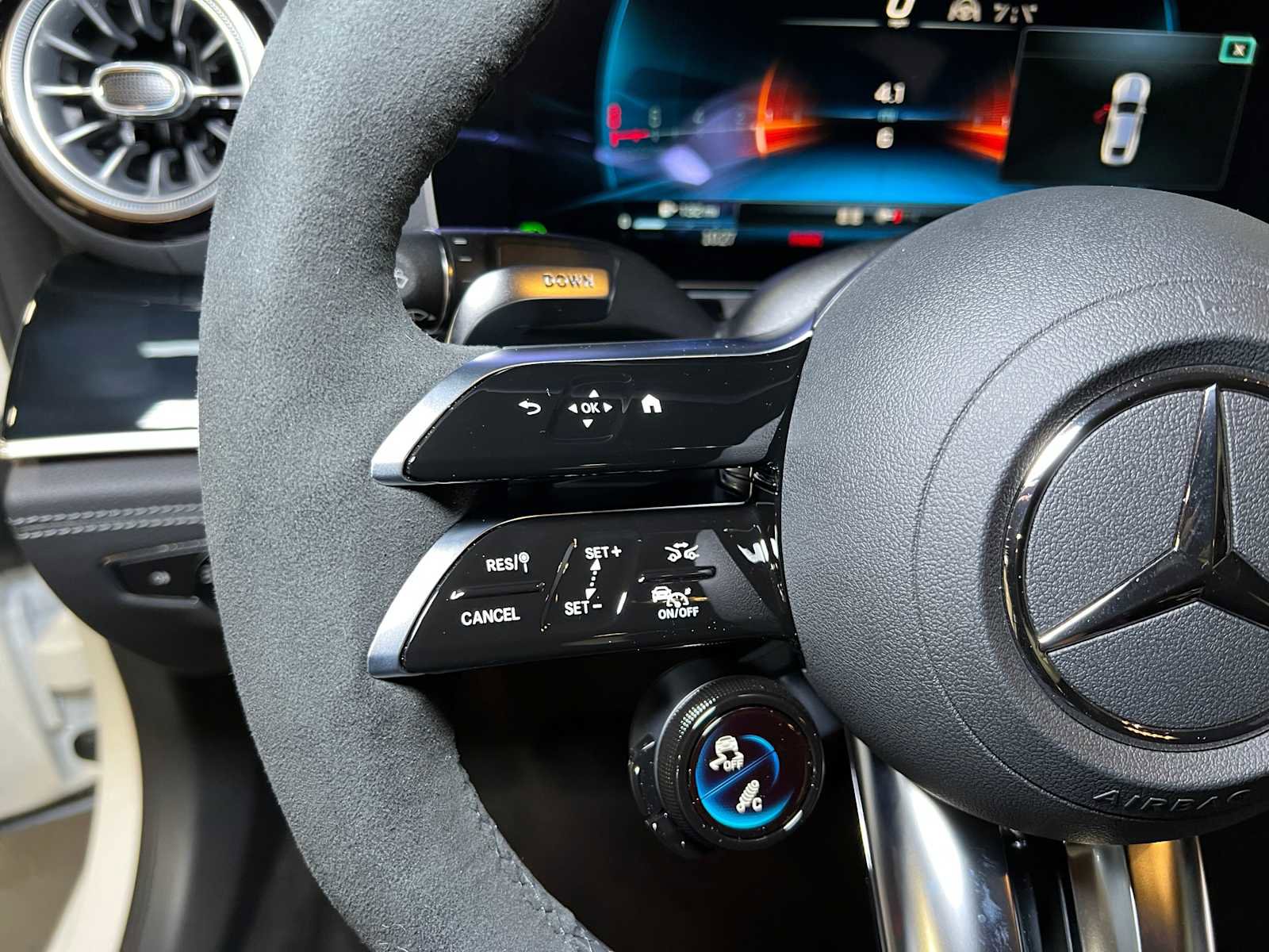 New 2024 Mercedes-Benz AMG GT 43 image 22