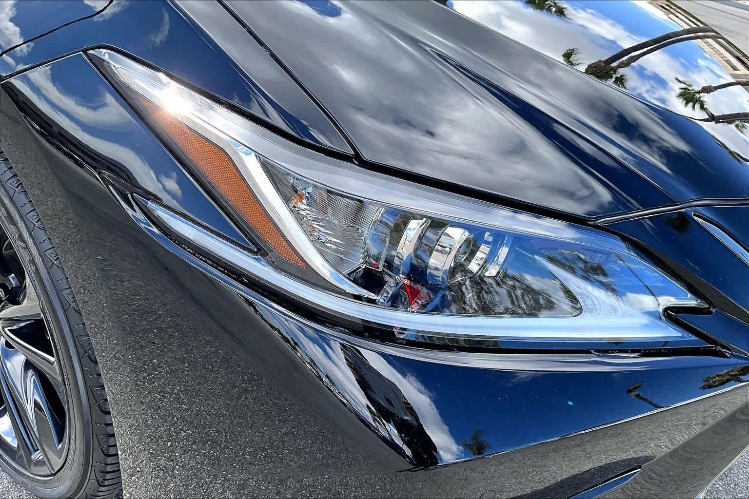 Certified 2023 Lexus ES 350 F Sport w/ Accessory Package (Z2) FWD image 26