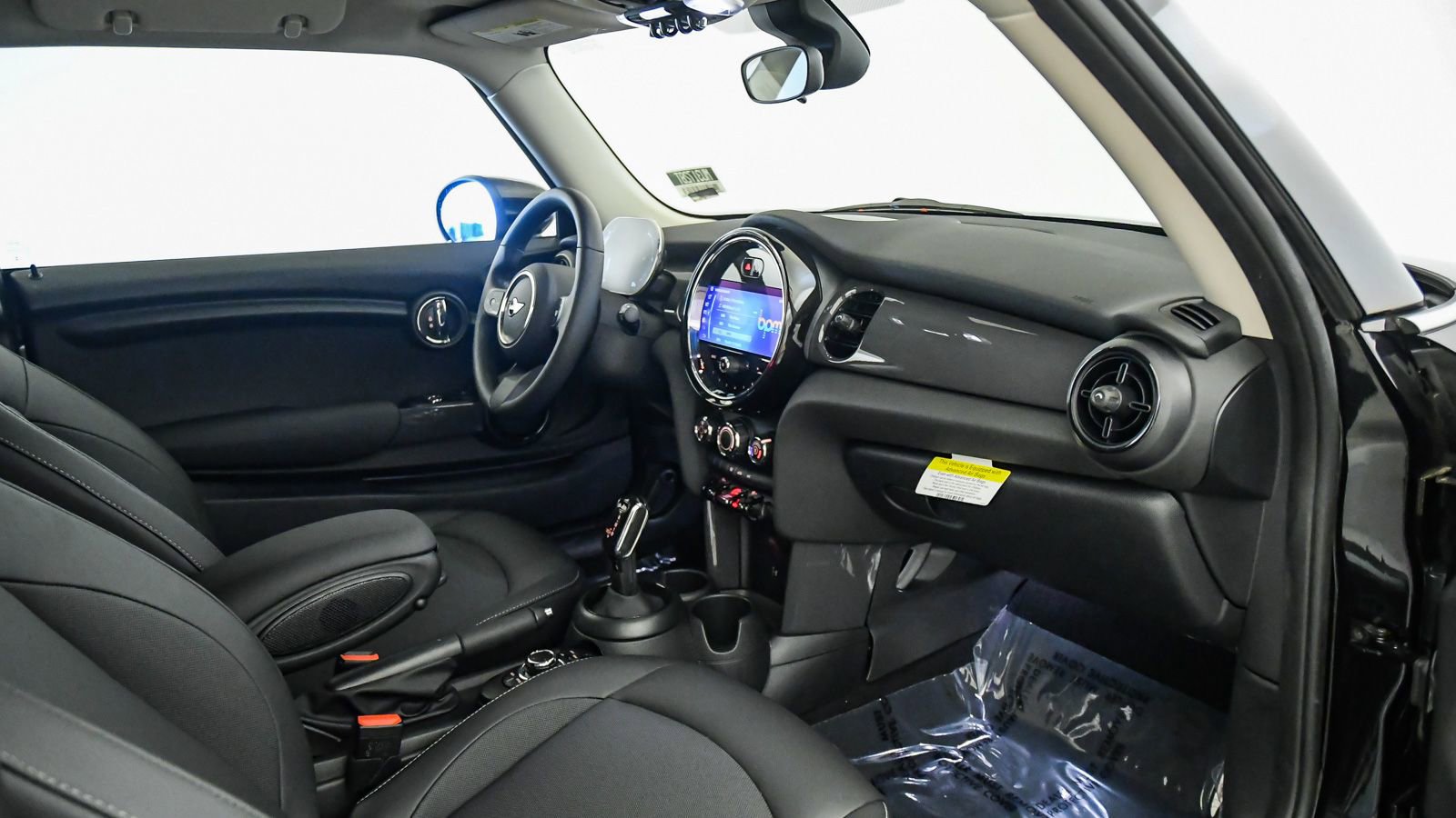 Certified 2024 MINI Cooper 2-Door Hardtop w/ Storage Package FWD image 16