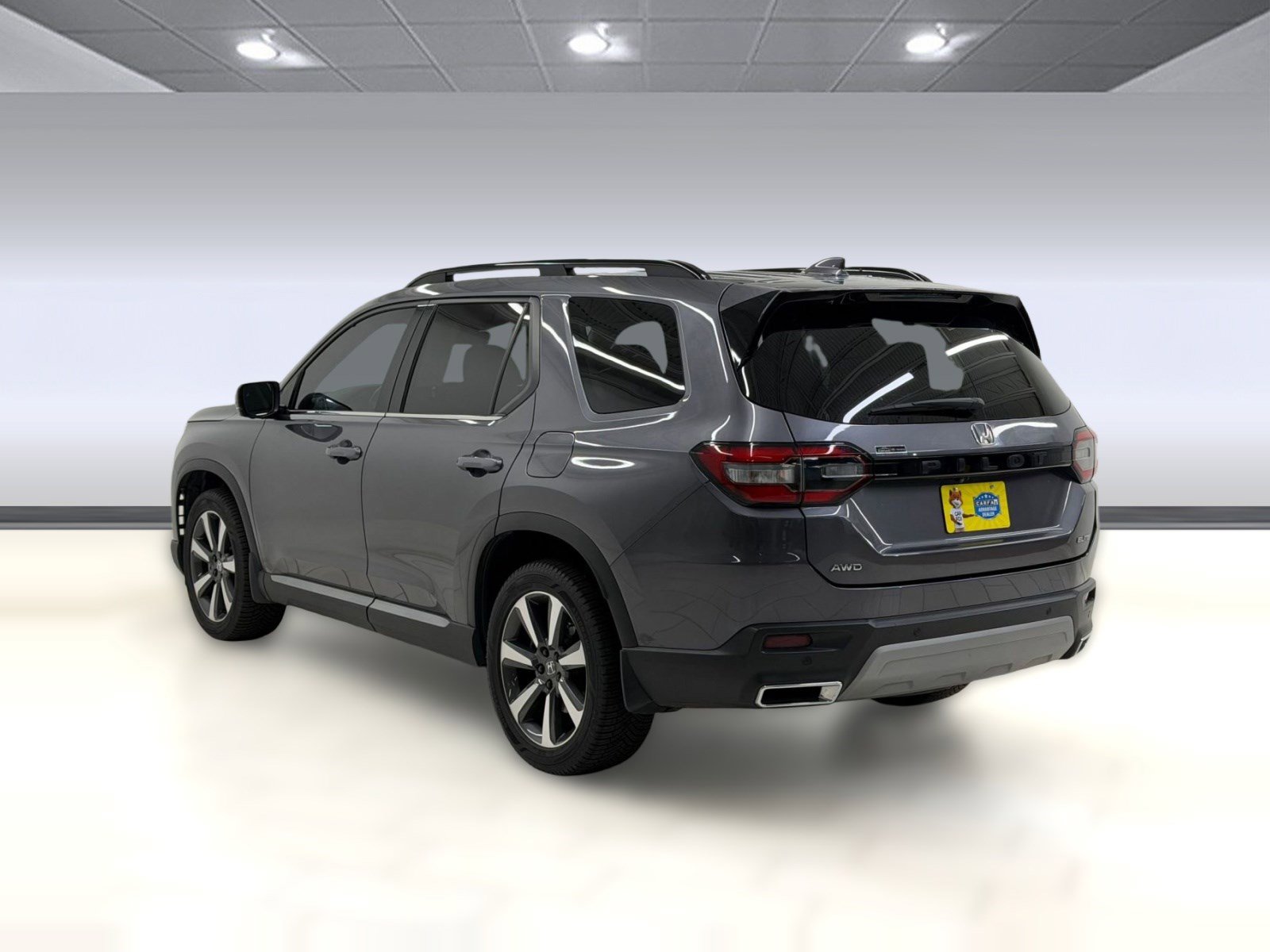 Used 2023 Honda Pilot Elite image 2