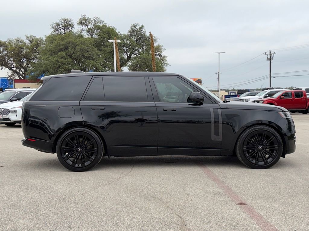 Used 2025 Land Rover Range Rover Long Wheelbase Autobiography AWD/4WD image 4