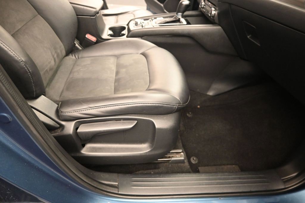 Used 2017 MAZDA CX-5 Touring AWD/4WD image 11
