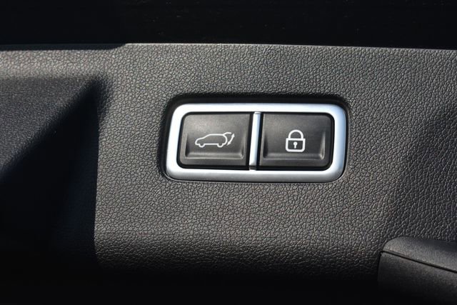 Certified 2023 Kia Sorento SX image 20