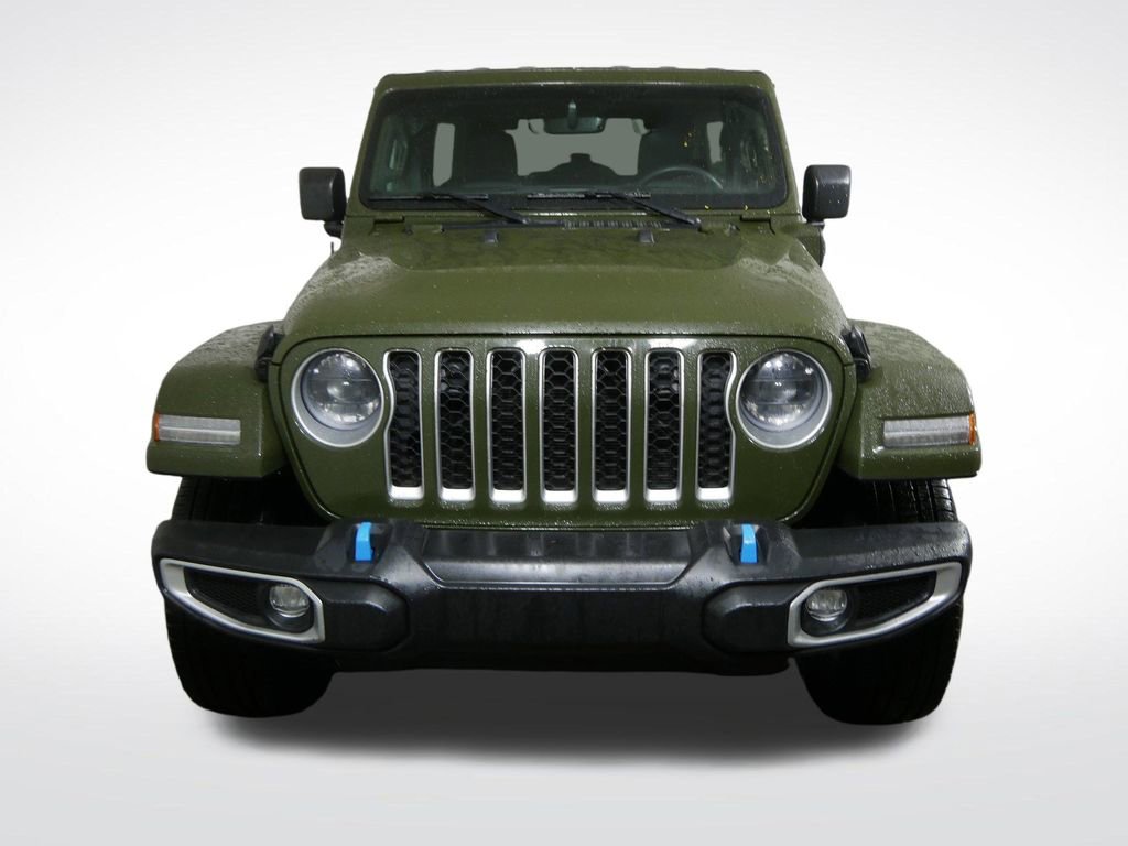 Used 2023 Jeep Wrangler Unlimited Sahara w/ Cold Weather Group AWD/4WD image 12