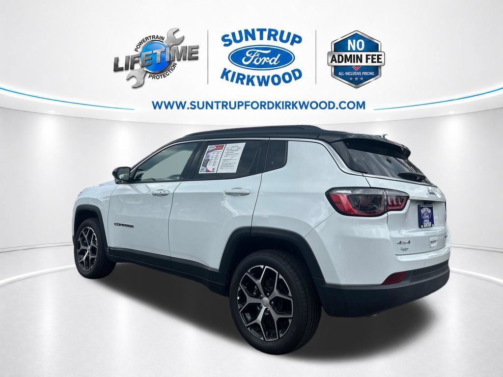 Used 2025 Jeep Compass Limited AWD/4WD image 3