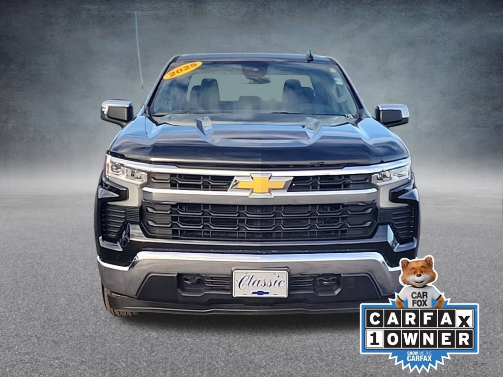 Used 2025 Chevrolet Silverado 1500 LT image 2