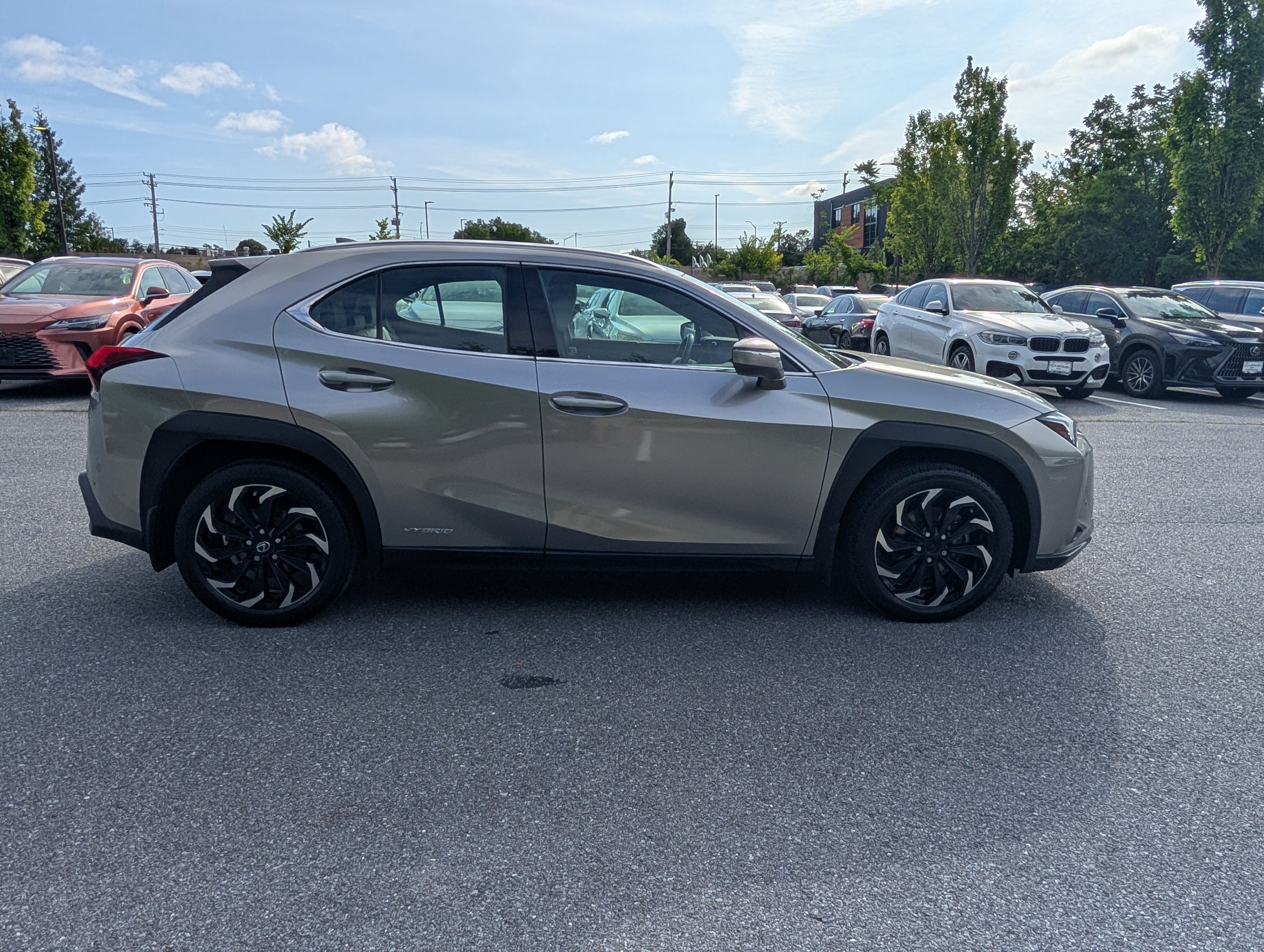 Used 2021 Lexus UX 250h w/ Premium Package AWD/4WD image 2