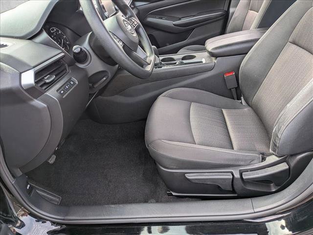 Used 2023 Nissan Altima 2.5 S FWD image 14