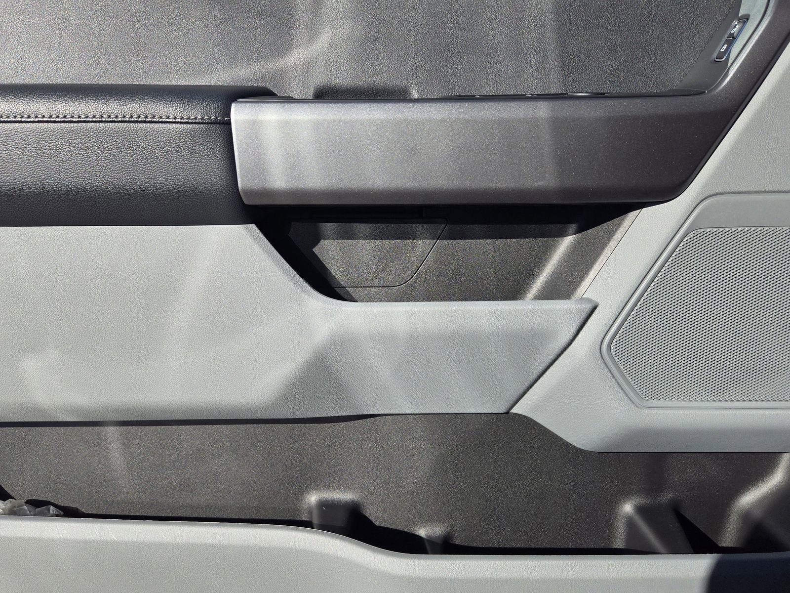 New 2026 Ford F350 XL w/ STX Appearance Package AWD/4WD image 24