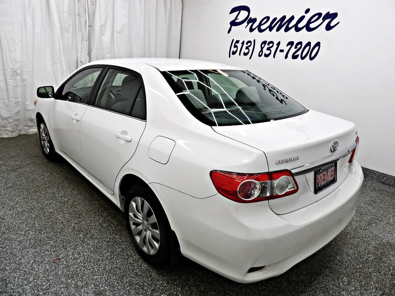 Used 2013 Toyota Corolla LE FWD image 4