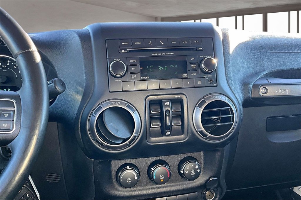 Used 2018 Jeep Wrangler Unlimited Sport S image 6