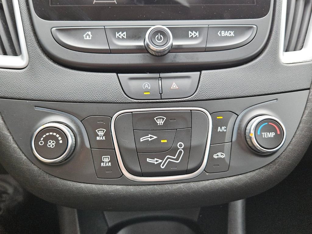 Used 2020 Chevrolet Malibu RS FWD image 19
