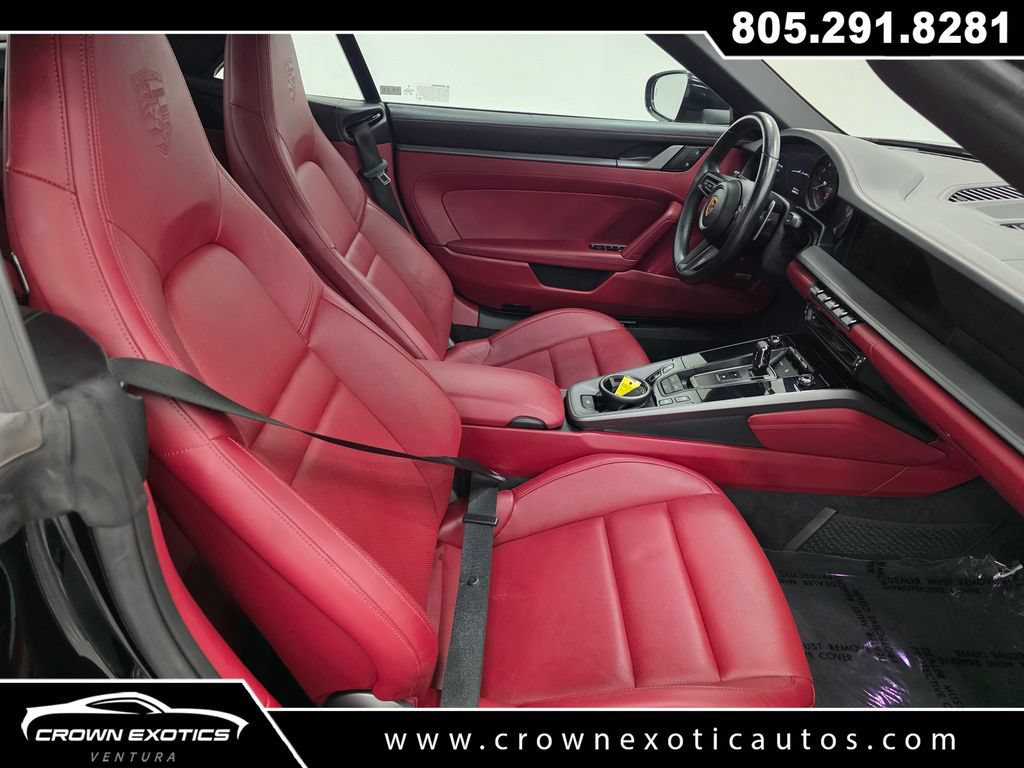 Used 2024 Porsche 911 Carrera RWD image 26