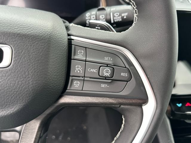 New 2026 Jeep Grand Cherokee Laredo image 17