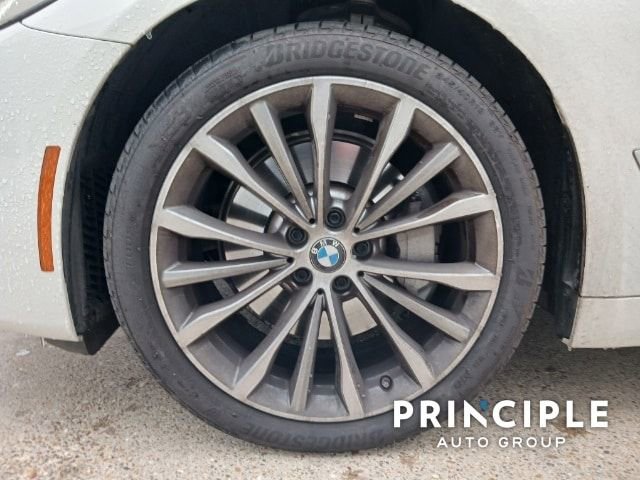 New 2023 BMW 530i w/ Convenience Package image 4