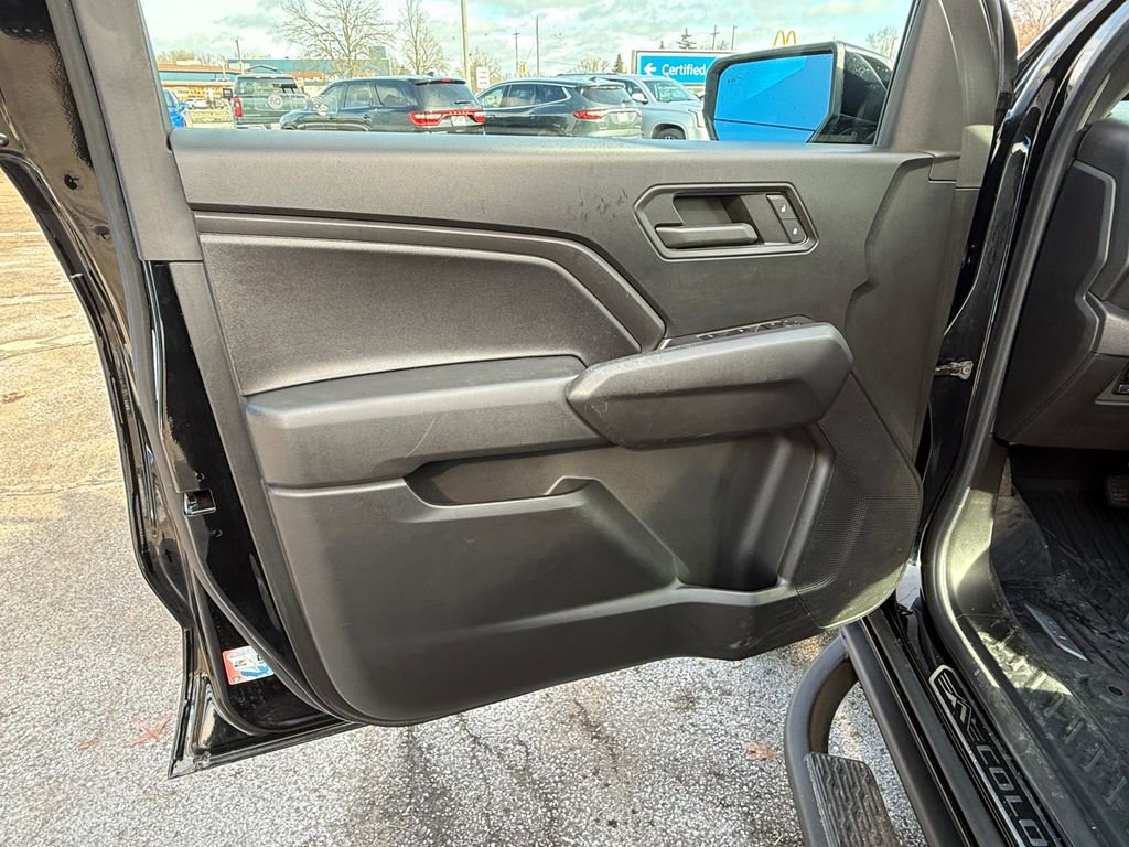 Certified 2023 Chevrolet Colorado Trail Boss w/ LPO, Dark Essentials Package image 15