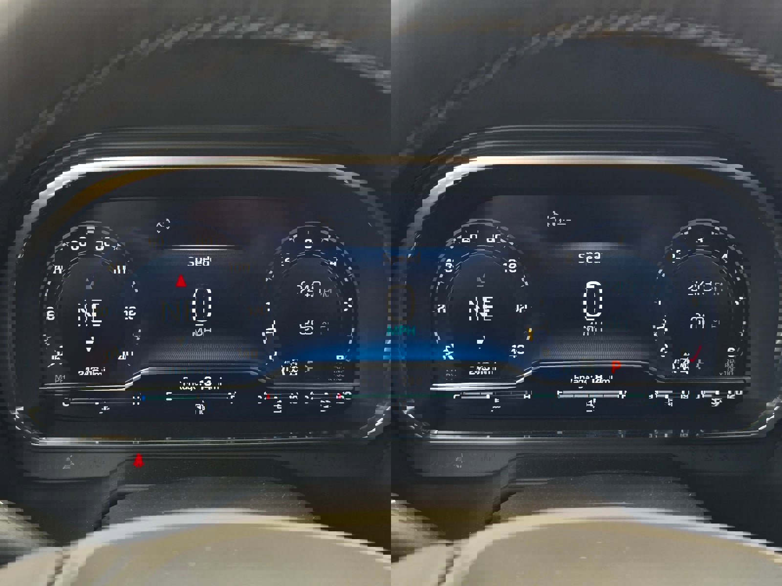 Used 2023 Chevrolet Tahoe Z71 w/ Luxury Package image 19