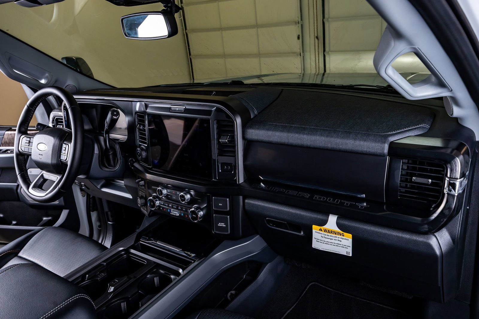 Used 2026 Ford F250 Lariat w/ Tremor Off-Road Package AWD/4WD image 17
