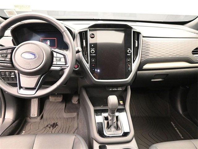 Used 2025 Subaru Forester Limited image 17
