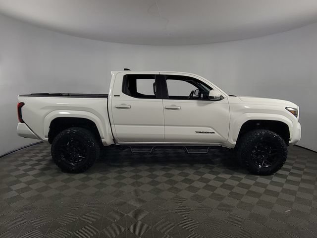 New 2026 Toyota Tacoma SR5 AWD/4WD image 8