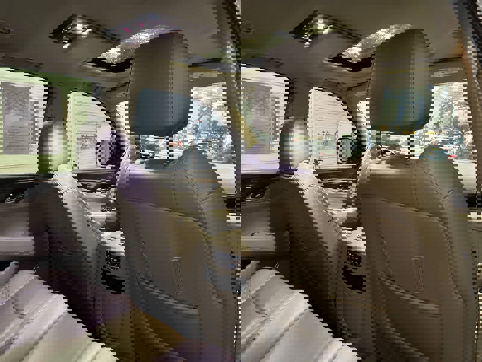 Used 2020 Cadillac Escalade ESV Luxury w/ Escalade Sport Edition image 33