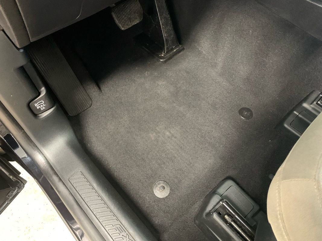 Used 2023 Ford Explorer 4WD image 19