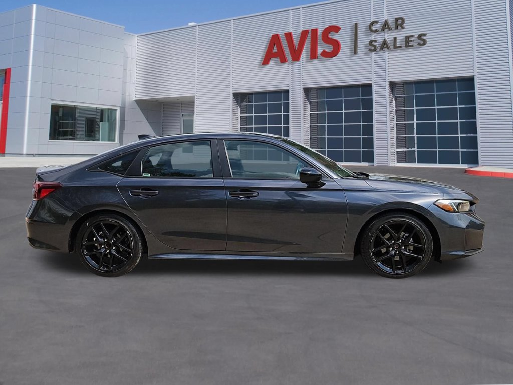 Used 2025 Honda Civic Sport image 4
