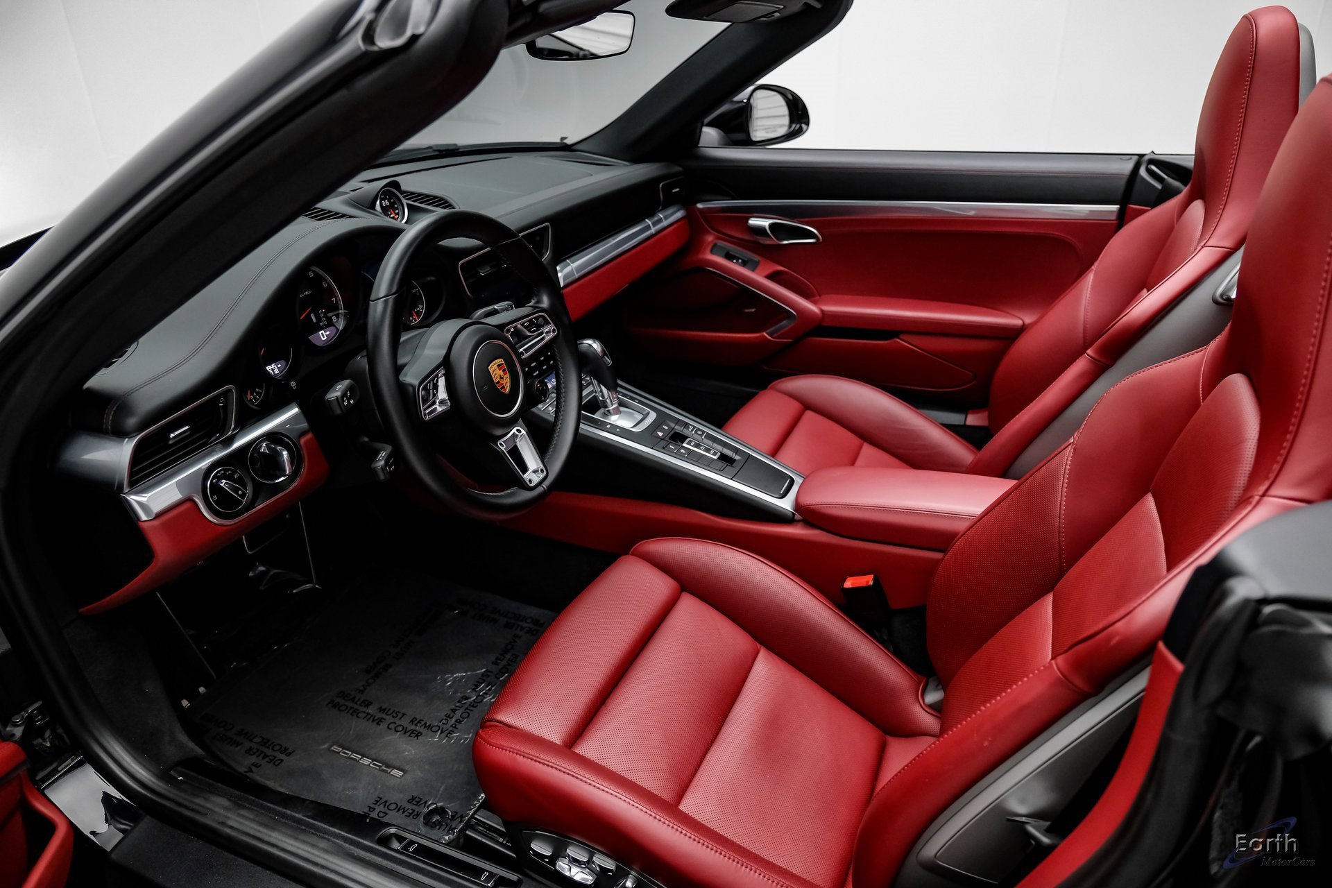 Used 2019 Porsche 911 Turbo image 44