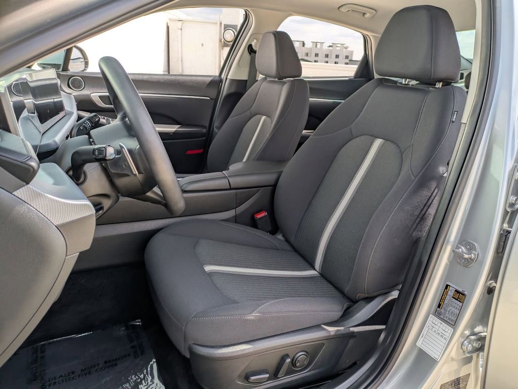Used 2025 Hyundai Sonata SEL image 23