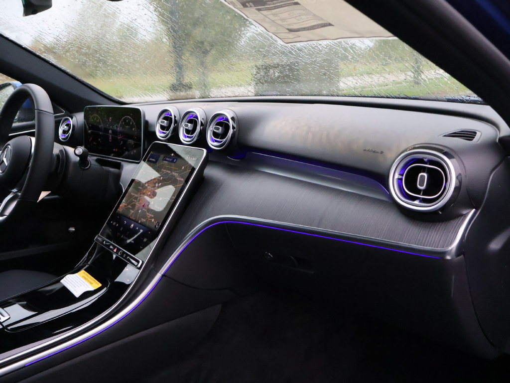 New 2026 Mercedes-Benz C 300 4MATIC Sedan image 9