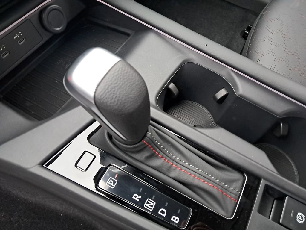 New 2026 Nissan Sentra SR w/ SR Premium Package image 32