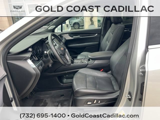 Used 2020 Cadillac XT5 Premium Luxury w/ LPO, Floor Liner Package FWD image 15
