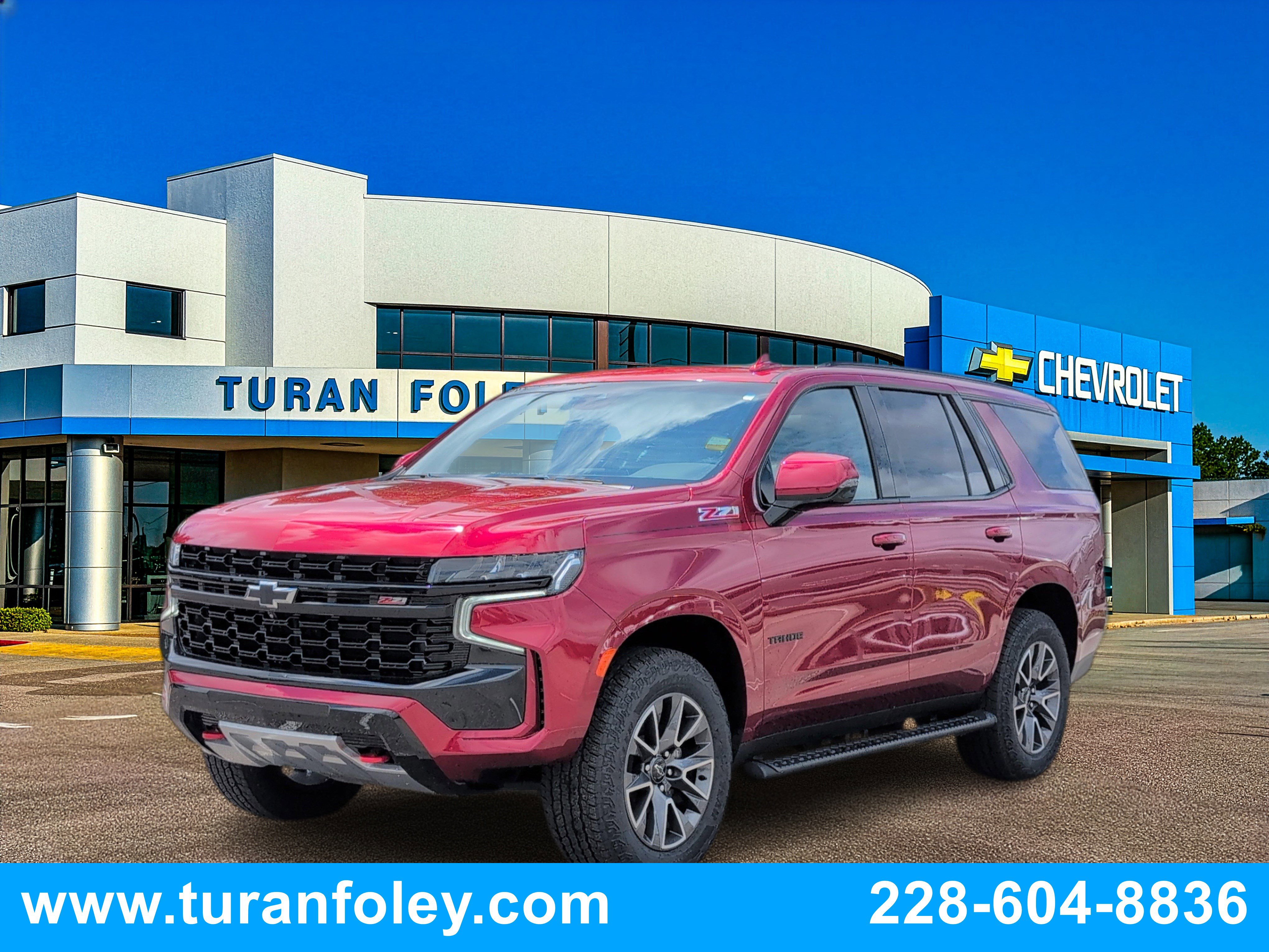 Used 2024 Chevrolet Tahoe Z71 w/ Luxury Package AWD/4WD image 1