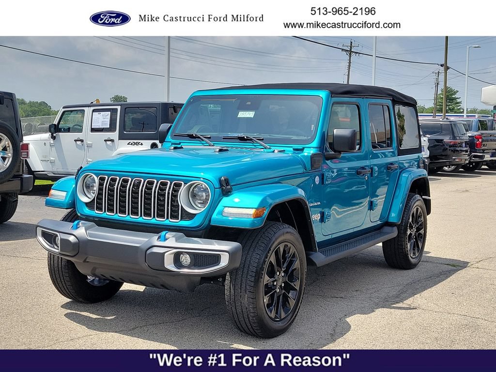 Used 2024 Jeep Wrangler Unlimited Sahara w/ Technology Group AWD/4WD video 1