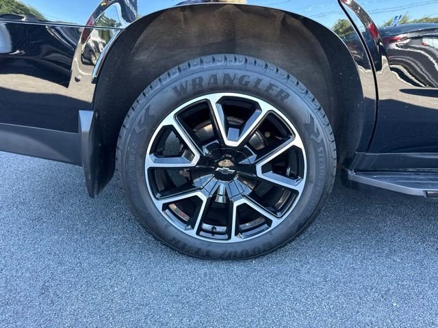 Used 2021 Chevrolet Tahoe RST w/ Luxury Package AWD/4WD image 10