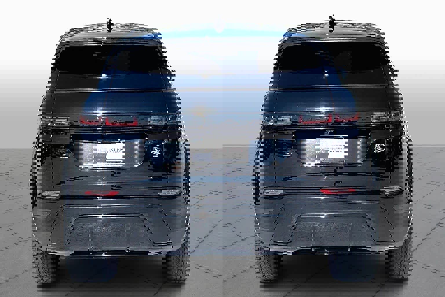 Used 2020 Land Rover Range Rover Evoque SE image 6