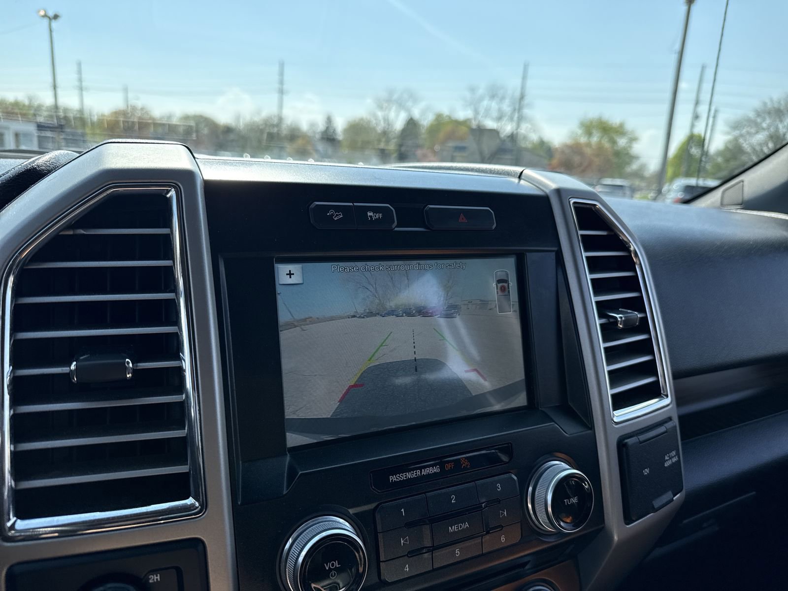 Used 2016 Ford F150 Lariat w/ Equipment Group 501A Mid AWD/4WD image 36