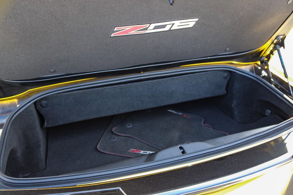 Used 2019 Chevrolet Corvette Z06 image 32
