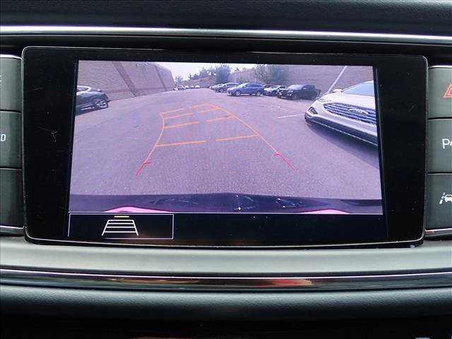 Used 2020 Buick Enclave Premium w/ Sun and Sites Package AWD/4WD image 20