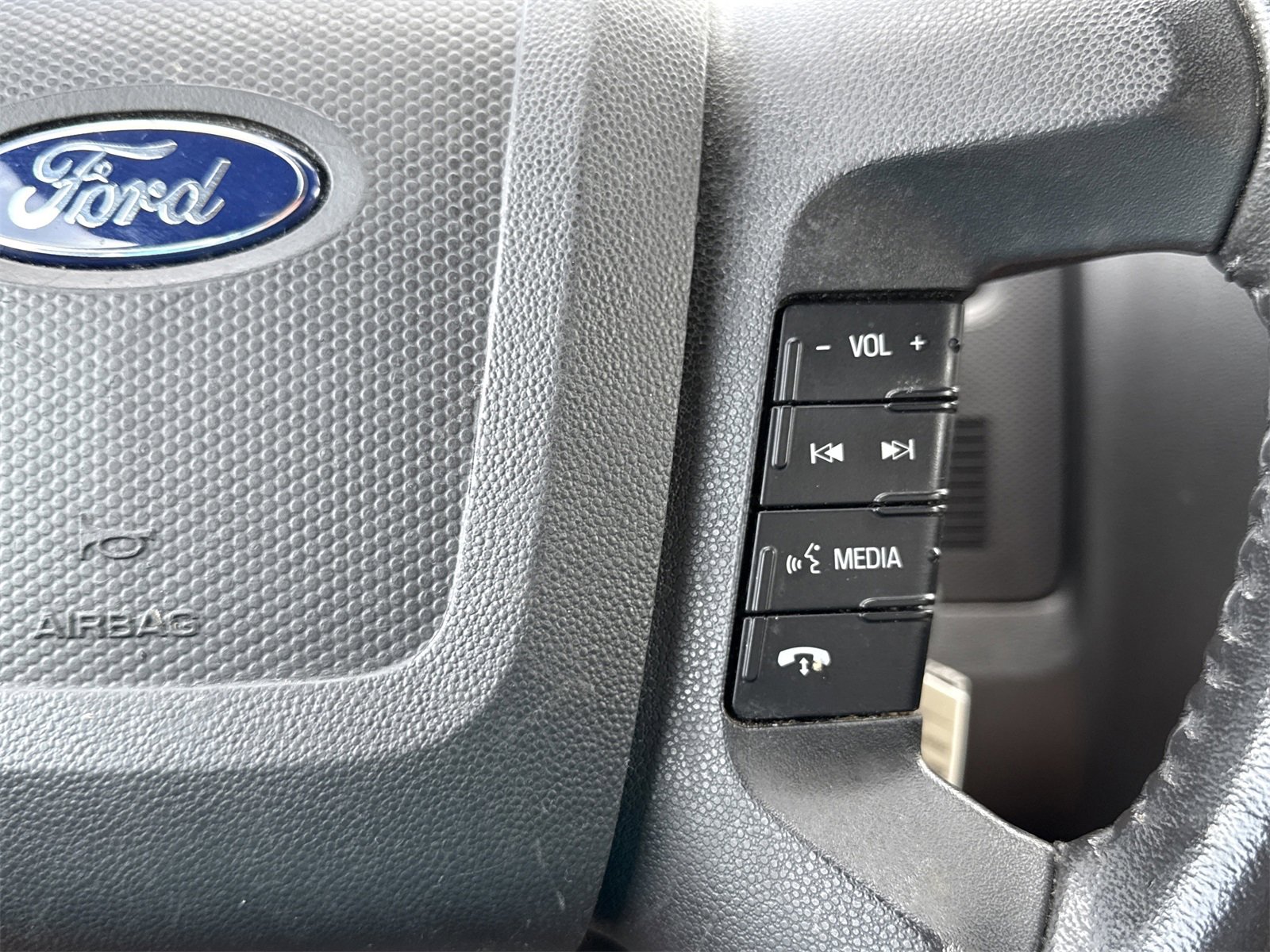 Used 2012 Ford Escape Limited image 21