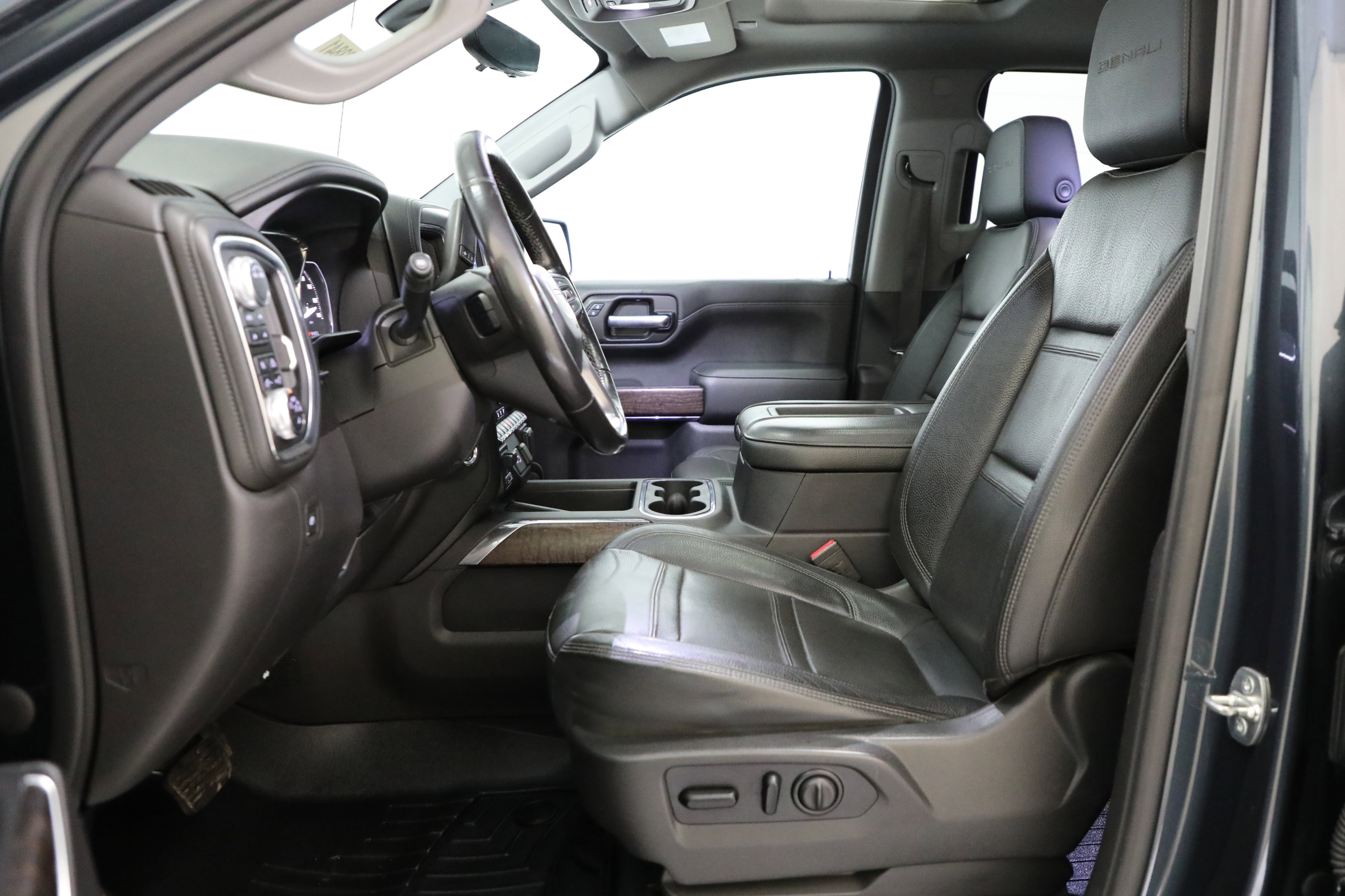 Used 2021 GMC Sierra 1500 Denali w/ Denali Ultimate Package image 11