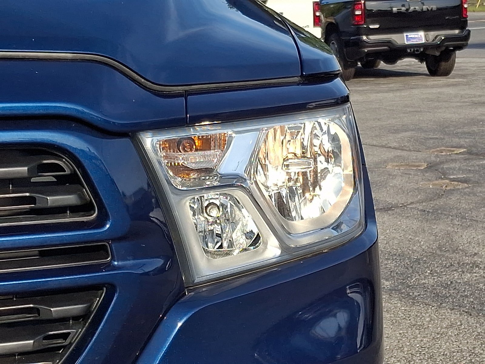 Used 2024 RAM 1500 Big Horn AWD/4WD image 9